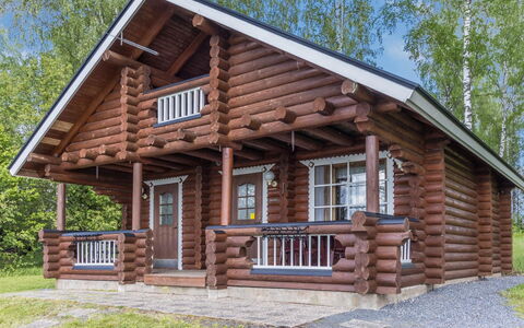 Niinimökki: Madera, Cabaña, Vía Muerta, Techo, Casa, Casa, Porche, Cuarto De Troncos, Cobertizo, Edificios Del Jardín