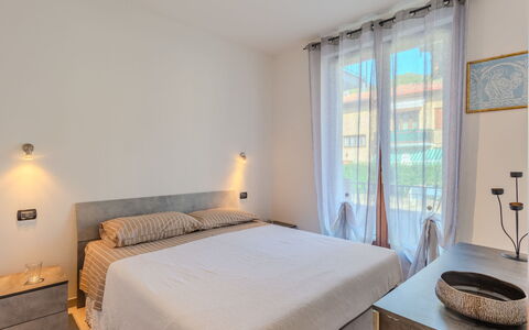 Casa Burli: Mueble, Diseño De Interiores, Cama, Piso, Suelo, Habitación, Pared, Habitación, Madera, Techo