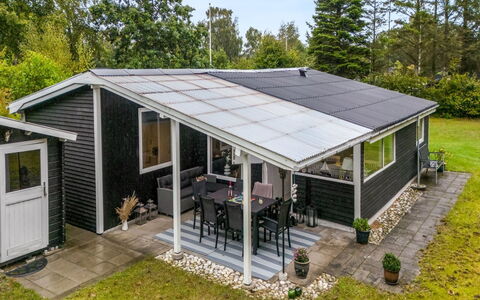 Eike - from the Sea: Techo, Cabaña, Energía Solar, Jardín, Yarda, Sombra, Diseño, Edificios Del Jardín, Estructura Al Aire Libre