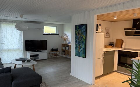 Eike - from the Sea: Piso, Madera, Suelo, Diseño De Interiores, Mueble, Casa, Techo, Habitación, Suelos De Madera, Manchas De Madera