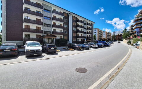 Les Ambassadeurs B 3: Edificio, Departamento, Barrio Residencial, Ciudad, Barrio, Arquitectura, Asentamientos Humanos, Diseño Urbano, Condominio, Balcón
