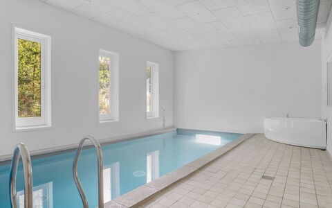 Carlina - from the Sea: Piso, Techo, Suelo, Diseño De Interiores, Departamento, La Luz Del Día, Diseño, Piscina, Yeso