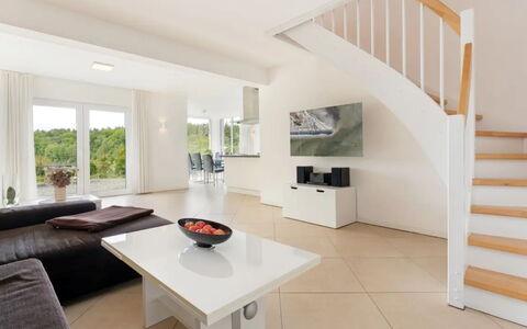 Am Seeufer: Piso, Diseño De Interiores, Suelo, Madera, Mueble, Casa, Suelos De Madera, Encendiendo, Techo, Sala