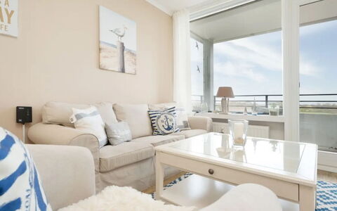 Meeresblick Ankerplatz 84: Mueble, Diseño De Interiores, Suelo, Departamento, Piso, Sala, Habitación, Casa, Sofá, Techo