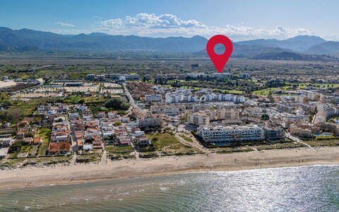 Oliva Nova Cabagua: Costa, Barrio Residencial, Horizonte, Playa, Mar, Costeras Y Los Accidentes Geográficos Oceánico, Apuntalar, Departamento, Oceano, Arena