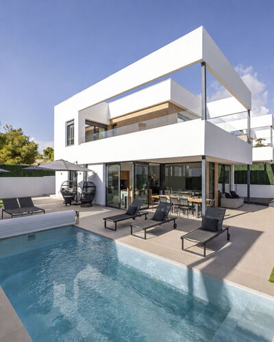 Villa Esencia: Casa, Barrio Residencial, Inmuebles, Piscina, Villa, Sombra, Diseño, Patio, Paisajismo, Mansión