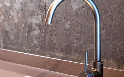 Bognor Regis 602: Arreglo De Tubería, Fregadero, Grifo, Lavabo, Plomería, Mostrador, Cocina, Metal