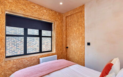 Bognor Regis 602: Pared, Madera, Marrón, Habitación, Ladrillo, Manchas De Madera, Lecho, Sábana, Madera Dura, Cama