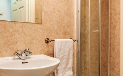 Bath 602