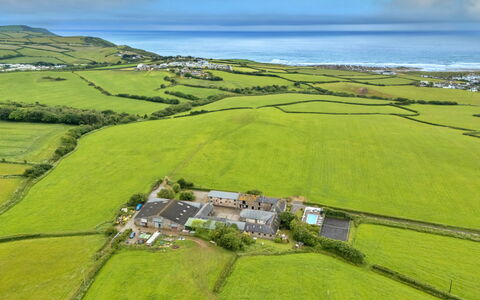 Barn, Quinceborough Farm: Vista Panorámica, Fotografía Aérea, Campo, Llanura, Paisaje, El Terreno Del Lote, Área Rural, Inmuebles, Agricultura, Granja