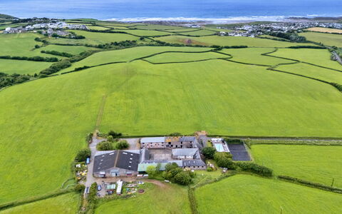 Mucklow, Quinceborough Farm: Fotografía Aérea, Vista Panorámica, Paisaje, Llanura, Barrio Residencial, Campo, El Terreno Del Lote, Área Rural, Inmuebles, Asentamientos Humanos
