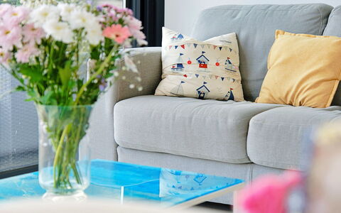 Lansdowne: Mueble, Sofá, Amortiguar, Diseño De Interiores, Sala, Arrojar La Almohada, Almohada, Casa, Textil