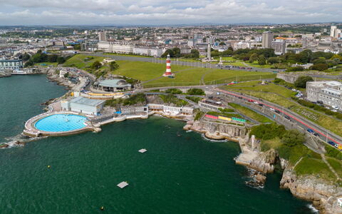 Plymouth City Apartment 15: Vista Panorámica, Fotografía Aérea, Costa, Costeras Y Los Accidentes Geográficos Oceánico, Atracción Turística, Mar, Bahía, Apuntalar, Ciudad De Vacaciones, Promontorio