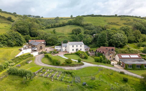 Coulscott Aylesbury Cottage: Paisaje Natural, Paisaje, Área Rural, Pradera, Casa, El Terreno Del Lote, Tierras Altas, Llanura, Asentamientos Humanos, Cabaña