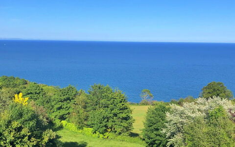 Cliff Lodge: Azul, Cielo, Verde, Horizonte, Vegetación, Paisaje Natural, Pradera, Arbusto, Mar, Nube