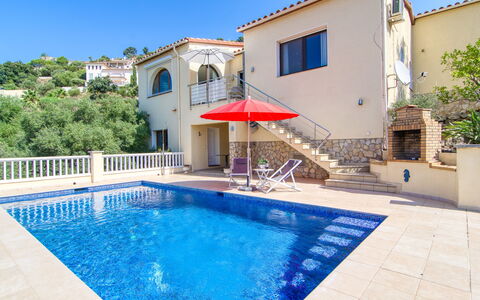 Schöne: Piscina, Barrio Residencial, Recurso, Casa, Material Compuesto, Casa, Inmuebles, Villa, Hacienda, Thermae