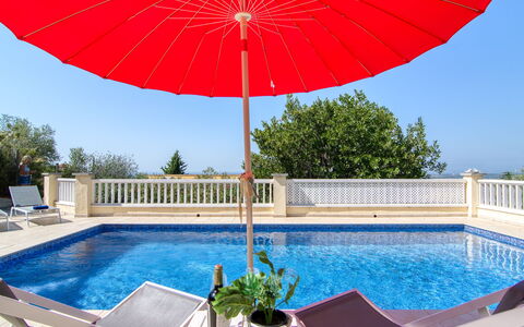 Schöne: Rojo, Paraguas, Mueble Para Exteriores, Mueble, Sombra, Mesa Al Aire Libre, Maceta, Silla, Piscina, Planta De Casa