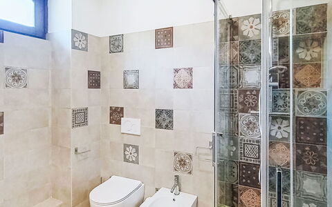 Federica: Piso, Suelo, Diseño De Interiores, Loseta, Arreglo De Tubería, Puerta, Baño, Plomería, Baño
