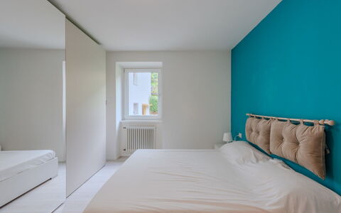 Federica: Diseño De Interiores, Mueble, Pared, Piso, Suelo, Habitación, Madera, Cama, Habitación, Casa