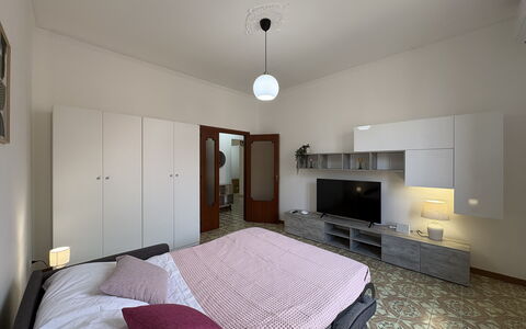 Sole Mare Sicilia: Mueble, Diseño De Interiores, Piso, Suelo, Pared, Habitación, Techo, Madera, Cama, Habitación