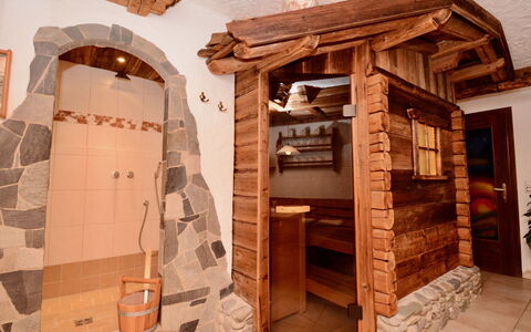 Hopfgarten im Brixental 696: Madera, Diseño De Interiores, Piso, Habitación, Manchas De Madera, Madera Dura, Arreglo De Tubería, Cuarto De Troncos, Plomería, Loseta