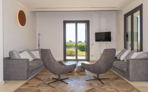 San Giuseppe: Mueble, Piso, Diseño De Interiores, Suelo, Madera, Sala, Sofá, Suelos De Madera, Casa, Encendiendo