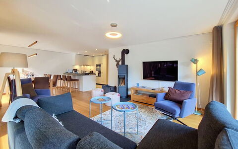 Les Rahâs A5: Diseño De Interiores, Mueble, Piso, Suelo, Techo, Sofá, Sala, Habitación, Encendiendo, Mesa