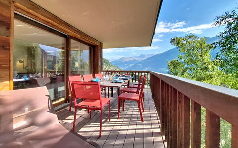 Les Rahâs A5: Madera, Manchas De Madera, Balcón, Madera Dura, Porche, Silla, Cordillera, Eco Hotel, Valle, Sombra