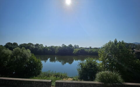 Alla Terrazza sul Fiume: Azul, Agua, Los Recursos Hídricos, Cuerpo De Agua, Naturaleza, Entorno Natural, Paisaje Natural, Corriente De Agua, Camino Acuático, Banco