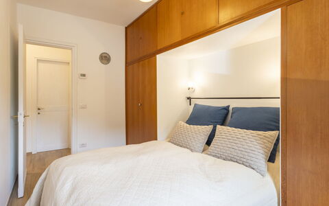 La Fiorera: Mueble, Madera, Piso, Diseño De Interiores, Suelo, Silla, Mesa, Casa, Mueble Para Exteriores, Techo