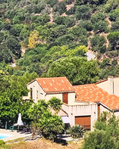 Villa Salario: Barrio Residencial, Montaña, Colina, Casa, Casa, Asentamientos Humanos, Piscina, Inmuebles, Hill Station, Cordillera