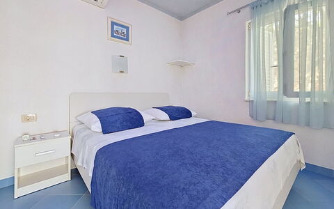 Marina Sevid 106: Suelo, Piso, Diseño De Interiores, Habitación, Cama, Mueble, Departamento, Techo, Habitación, Lecho