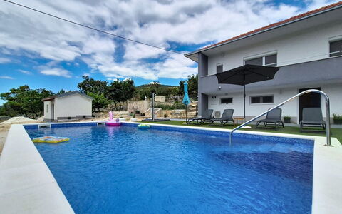 Mara: Piscina, Casa De Campo, Inmuebles, Villa, Recurso, Hacienda, Eco Hotel, Patio Interior