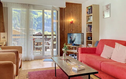 Grand-Pré B: Mueble, Diseño De Interiores, Sofá, Sala, Habitación, Techo, Piso, Suelo, Mesa
