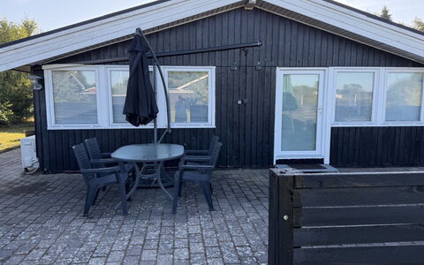 Grith - 740M to the Fjord: Casa, Techo, Sombra, Cabaña, Cubierta, Yarda, Vía Muerta, Tablón, Mueble Para Exteriores