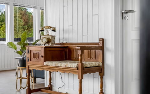 Grith - 740M to the Fjord: Madera, Mueble, Piso, Suelo, Diseño De Interiores, Suelos De Madera, Manchas De Madera, Madera Dura, Sala, Suelo Laminado