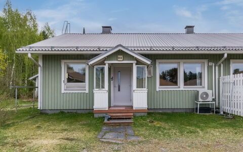 Viinijärvi D 10: Techo, Casa, Barrio Residencial, Casa, Inmuebles, Cabaña, Diseño