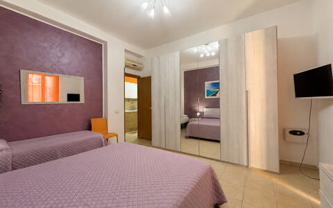 Appartamento Il Vulcano: Diseño De Interiores, Mueble, Piso, Suelo, Habitación, Cama, Madera, Techo, Habitación, Textil