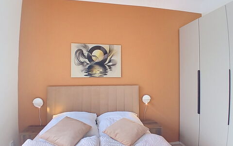 Buky Escape: Mueble, Cama, Pared, Habitación, Diseño De Interiores, Madera, Sábana, Lecho, Habitación, Suelo