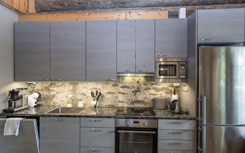 Honka 1A: Mueble, Diseño De Interiores, Piso, Suelo, Techo, Habitación, Silla, Mesa, Departamento, Cocina Y Comedor Mesa