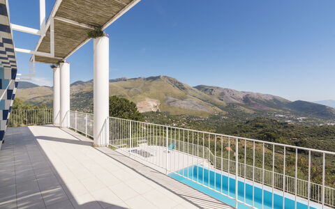 Capri: Porche, Departamento, Balcón, Piscina, Inmuebles, Sombra, Villa, Recurso, Hotel, La Luz Del Día