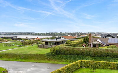 Elen - 300M from the Sea
