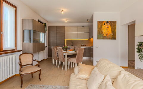 Al Roccolo: Mueble, Diseño De Interiores, Piso, Suelo, Madera, Techo, Habitación, Sofá, Encendiendo, Sala