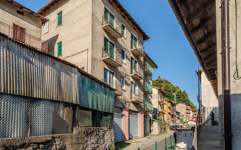Barella: Pared, Edificio, Ventana, Barrio Residencial, Barrio, By, Arquitectura, Casa, Casa, Diseño Urbano