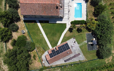 Tenuta Marino - Villa Privata Vista Vigneti con Pi: Cabaña, Inmuebles, Césped, Casa De Campo, Yarda, Parque, Patio Interior, Piscina, Villa