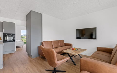 Fita - 450M from the Sea: Piso, Diseño De Interiores, Suelo, Madera, Techo, Mueble, Habitación, Departamento, Sala, Sofá