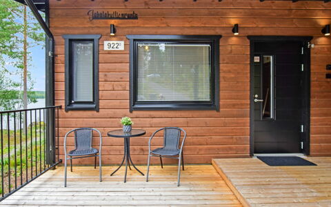 Jäkälänkallion Ranta: Techo, Casa, Vía Muerta, Cabaña, Yarda, Madera Dura, Diseño, Edificios Del Jardín, Manchas De Madera, Casa De Campo