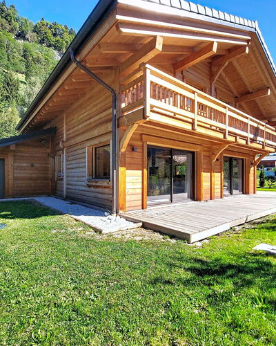L'Aigle Blanc: Madera, Techo, Cabaña, Cuarto De Troncos, Inmuebles, Haz, Maderas, Porche, Diseño, Madera Dura