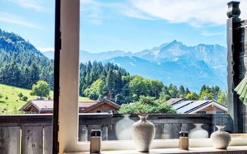 Edelweiss: Cordillera, Alpes, Valle, Eco Hotel, Cresta, Balcón, Pueblo De Montaña, Planta De Casa