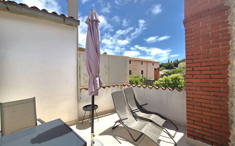 Mate: Hierba, Arquitectura, Casa, Casa, El Terreno Del Lote, Cabaña, Inmuebles, Casa De Campo, Yarda, Césped